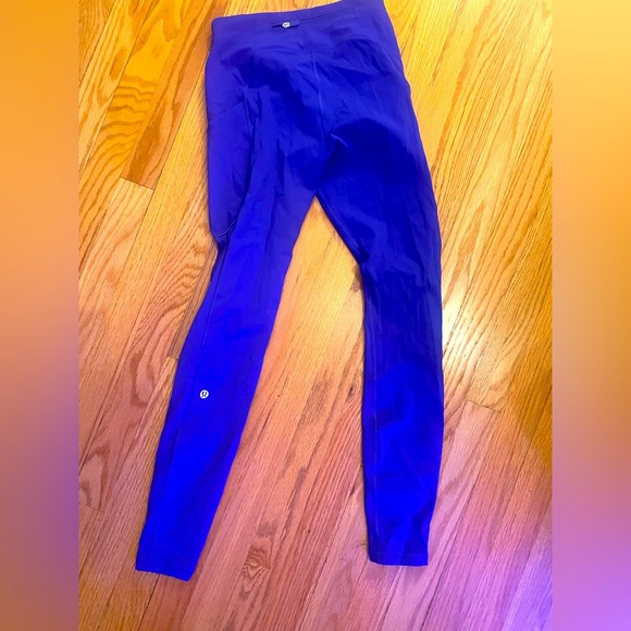 Lululemon athletica royal blue leggings with pockets size 4 - Picture 3 of 16